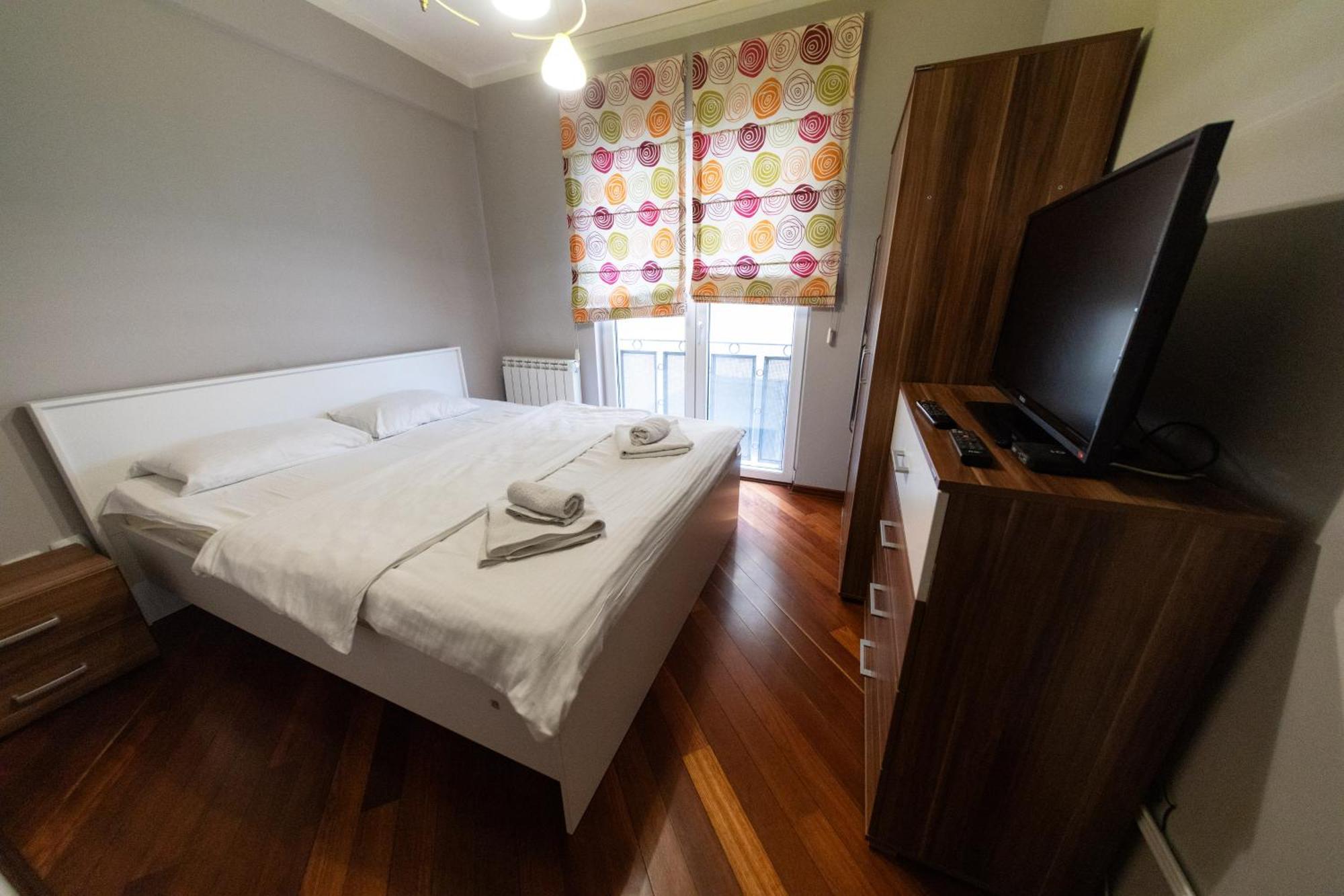 Lux Place Apartments Downtown Kragujevac Esterno foto