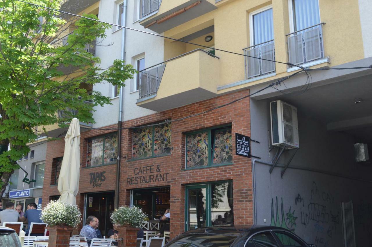 Lux Place Apartments Downtown Kragujevac Esterno foto
